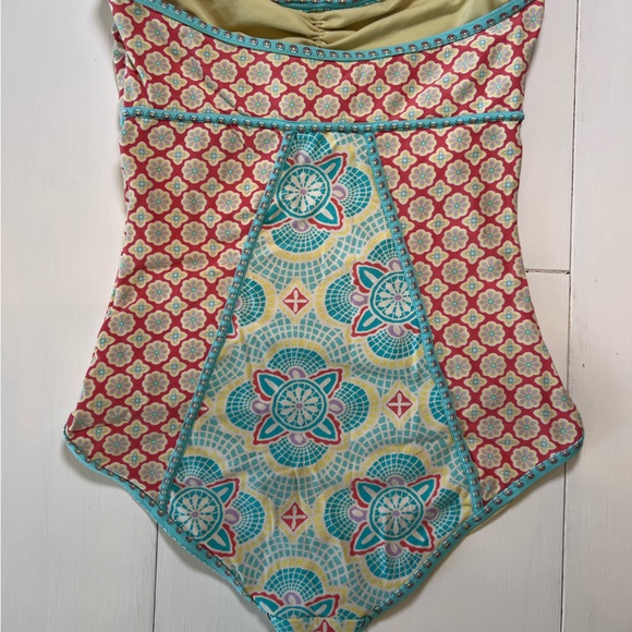 Coco Rave One-Piece Large 36B/C - Picture 4 of 14